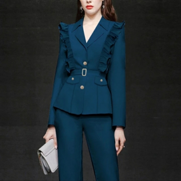 NWT! Femenine Ruffled Blazer - Picture 1 of 6